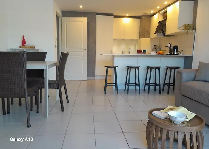 Cannes Centre-Ville, Clim, Wifi 2-4P